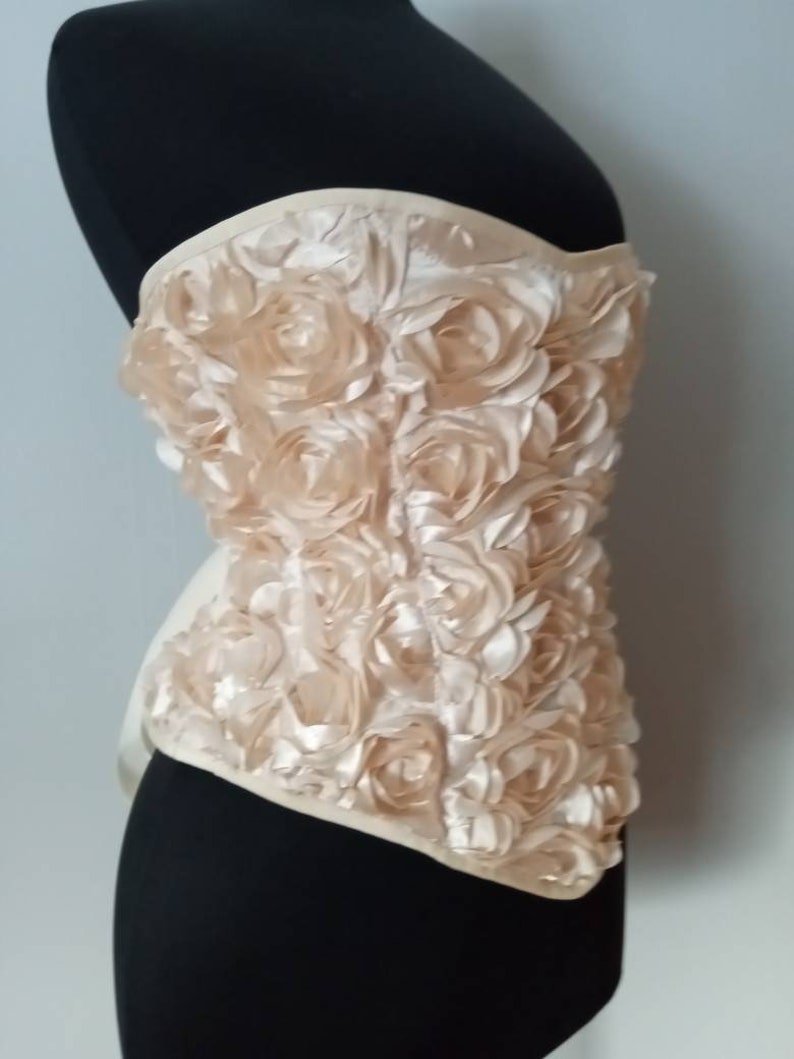 Sample sale Glorious deep cream roses handmade steel boned Victorian overbust corset one of a kind handmade in Canada by La belle fairy image 4