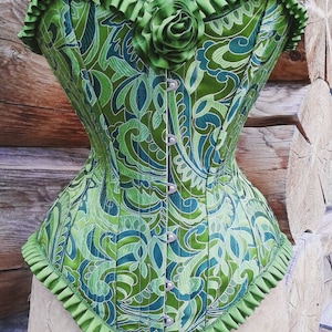 Bespoke beautiful green silk handmade custom steel boned overbust corset by La Belle Fairy image 2