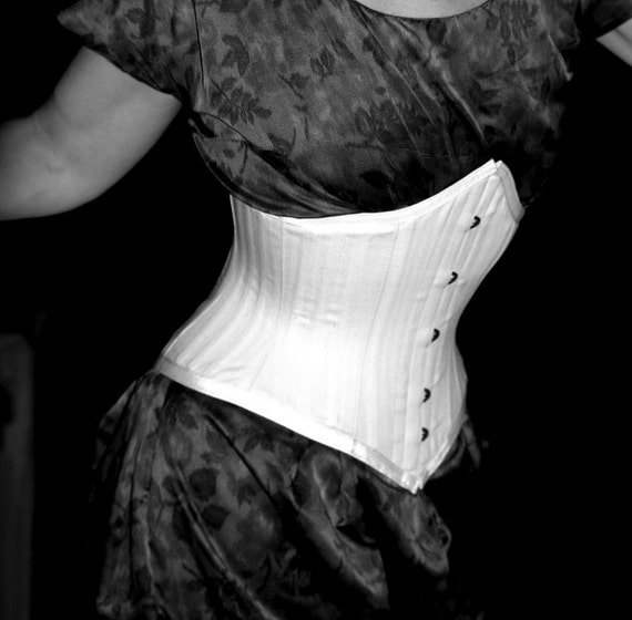 Custom Made Just for You Tightlacing Underbust Waist Training Steel Boned  Corset in White Natural or Black Cotton Coutil -  Canada