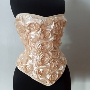 Sample sale Glorious deep cream roses handmade steel boned Victorian overbust corset one of a kind handmade in Canada by La belle fairy image 1
