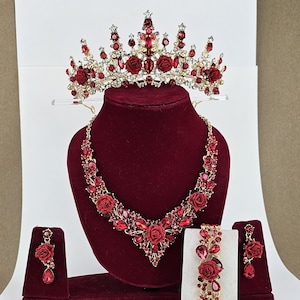 Red Bridal Tiara, Red Quinceanera Crown Necklace Earrings, Custom Red Gold Quince Tiara, Red Corona de 15 Ano, Red Rose Quinceanera Crown