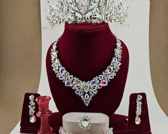 Quinceañera Crystal Tiara Jewelry Set – Iridescent AB Silver  display picture 1