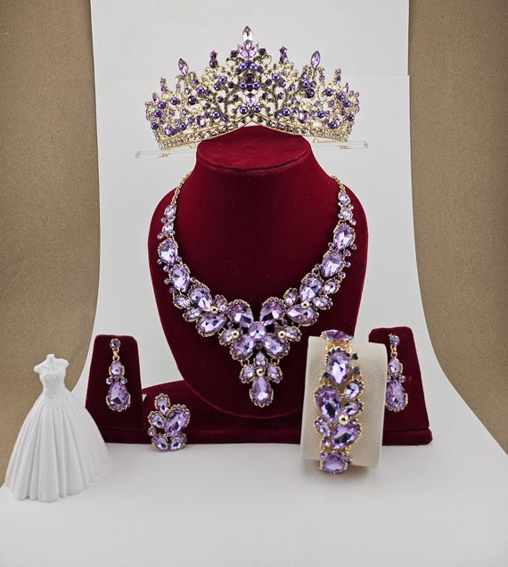 Regal Purple Bridal Tiara Quinceanera : Matching Purple  display picture 1