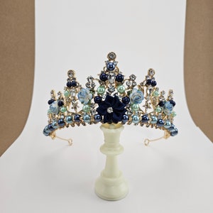 Gold Blue Tiara, Custom Blue Quinceanera Tiara, Blue Crystal Gold Crown, Blue Flower Quince Tiara, Gold Bridal Tiara, Handmade Custom Tiara