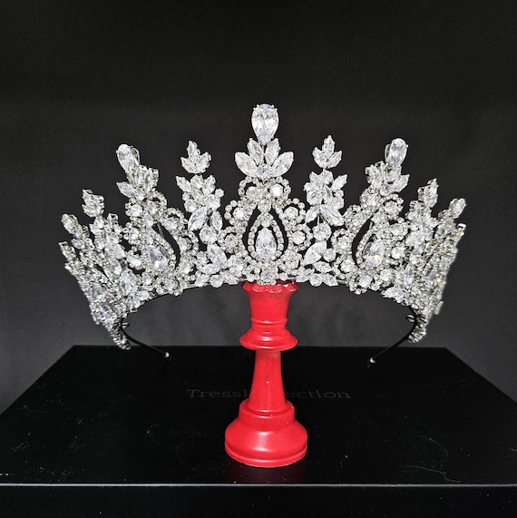 Swarovski Crystal Birthday Crown: Silver Bridal Tiara, Quinceanera, Sweet 16