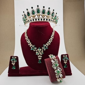 Emerald Green Baroque Crystal Bridal Tiara, Quinceanera Crown, Gold Green Tiara, Necklace, Earrings, Bracelet, Wedding Headpiece Crown Set