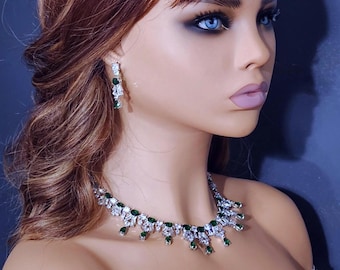 Swarovski Crystal Emerald Green Bridal Necklace and Earrings: Art Deco Wedding Jewelry Set