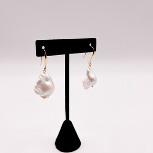 Large Japanese Baroque Pearl Earrings, Freshwater Fireball Pearls, 18K Gold Plated Earrings, Fish Hook Earrings, Modern Pearl Earrings image 7