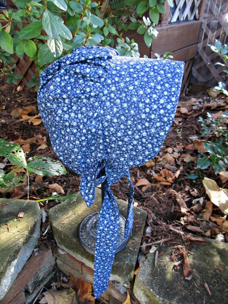 Pioneer bonnet Girls Prairie bonnet ,,PLEASE read details inside of ad.