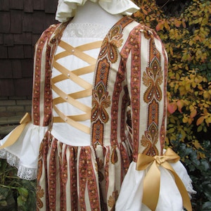 Girls Colonial dress/Williamsburg Felicity costume .(PLEASE read full details inside ad)