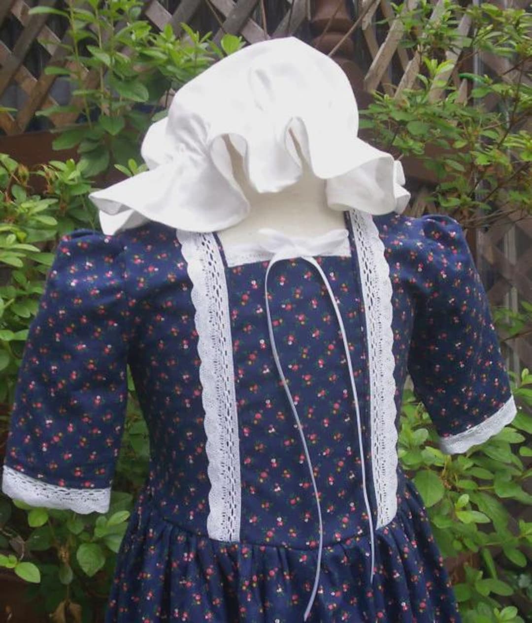 Girls Colonial Costume/early American Sizes 2 to 8..and Mob Cap (PLEASE ...