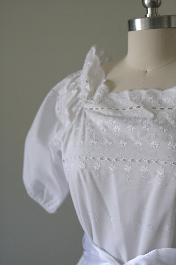80's Vintage White Eyelet Lace JCPenney's Midi Dr… - image 7