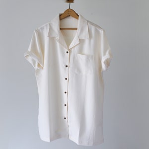 Vintage French Vanilla Rayon Blend Button Up Short Sleeve Blouse