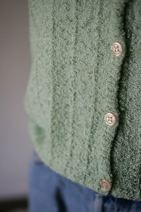 90's Pistachio Textured Knit Button Up Vest - image 9