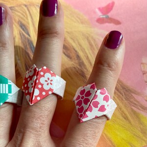 Taylor Swift Inspired Paper Heart Trading Rings Set of 5 patterned sturdy paper rings image 7