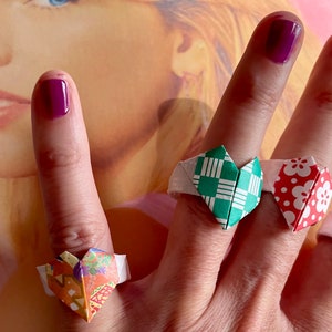 Taylor Swift Inspired Paper Heart Trading Rings Set of 5 patterned sturdy paper rings image 3