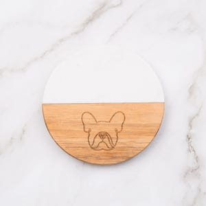 Fransk bulldogg trä- och marmorunderlägg i presentask