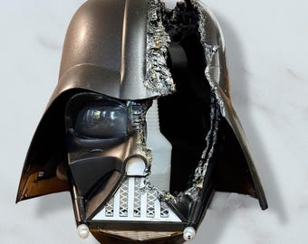 すべてアルミニウムで機械加工されたダースベイダーのヘルメットの牙