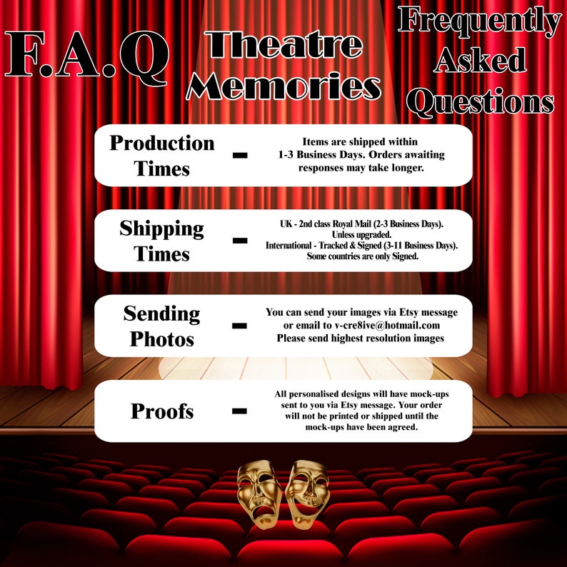 Może przedstawiać: Grafika FAQ teatralnego z czerwonym tłem kurtyny. Tekst zawiera "Theatre Memories" i "Często zadawane pytania". Wyświetlane są informacje o czasie produkcji, wysyłce, wysyłaniu zdjęć i proofach. Złote maski teatralne na dole.