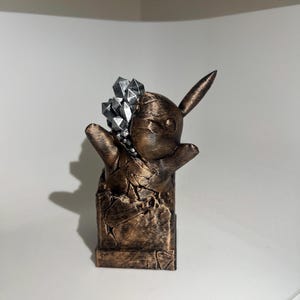 Crystal Pikachu Inspired Statue – Unique Pokemon-Inspired Home Decor, Geode Style Collectible