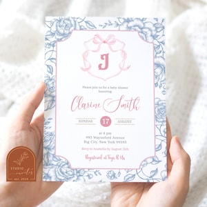 Invitación de ducha de bebé con lazo rosa rubor, ducha de bebé de cuadros vichy con cresta de acuarela, ducha de bebé grandmillennial, invitación de bebé toile de jouy C7