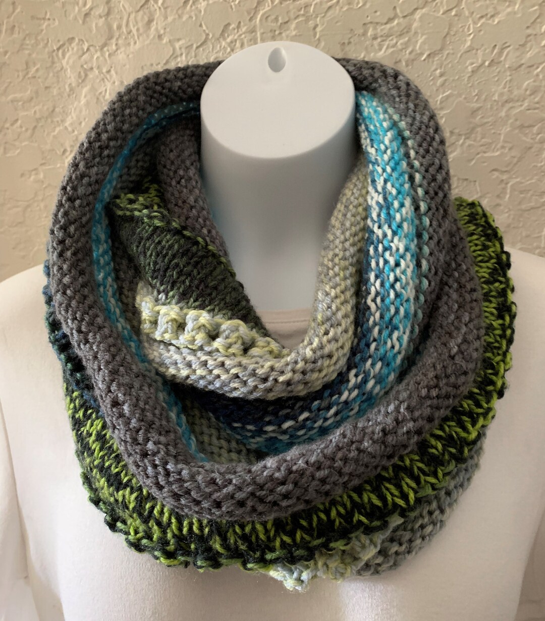 Green - Kumaun Hand Knitted Acrylic Woollen Button Cowl 35