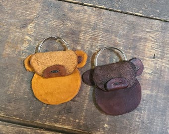 Accesorio de llavero de oso, llavero de cuero, lindo dije para bolso, etiqueta para mochila, regalos de oso por menos de 25, colgador para espejo retrovisor