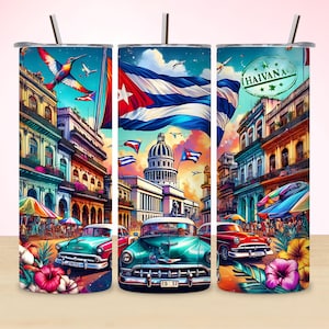 以下が含まれることがあります： 鮮やかなタンブラー。キューバのハバナのカラフルなイラストが描かれています。クラシックカー、キューバの国旗、建築の詳細が含まれています。タンブラーには銀色のストローと蓋が付いています。「HAVANA」の文字が印刷されています。