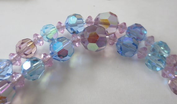 Vintage Faceted Crystal Beads Necklace, Pastel Co… - image 4