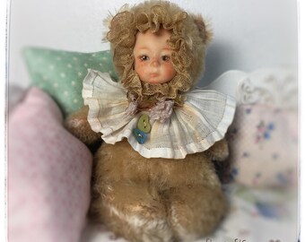 sale * .. sweet little vintage style miniature baby bunting bear