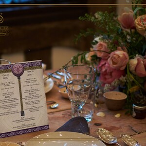 Dwujęzyczne menu na wesele lub specjalne okazje w stylu średniowiecznych wikingów
