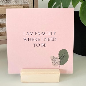 Cartes d'affirmation positives du jour avec support en bois, citations inspirantes avec support, accessoire de bureau pour femme, décoration de bureau, carte de manifestation