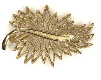 Monet Leaf Brooch, Vintage Costume Jewelry, Gold Open Filigree Pin