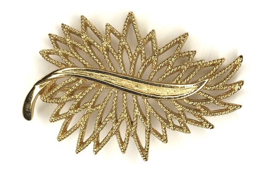 Monet leaf sale brooch