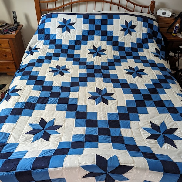 Queen size bedding, Amish Made, Handstitched - The Irish Chain Stars