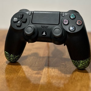 Pro Gaming Controller with digital triggers and 4 remappable buttons