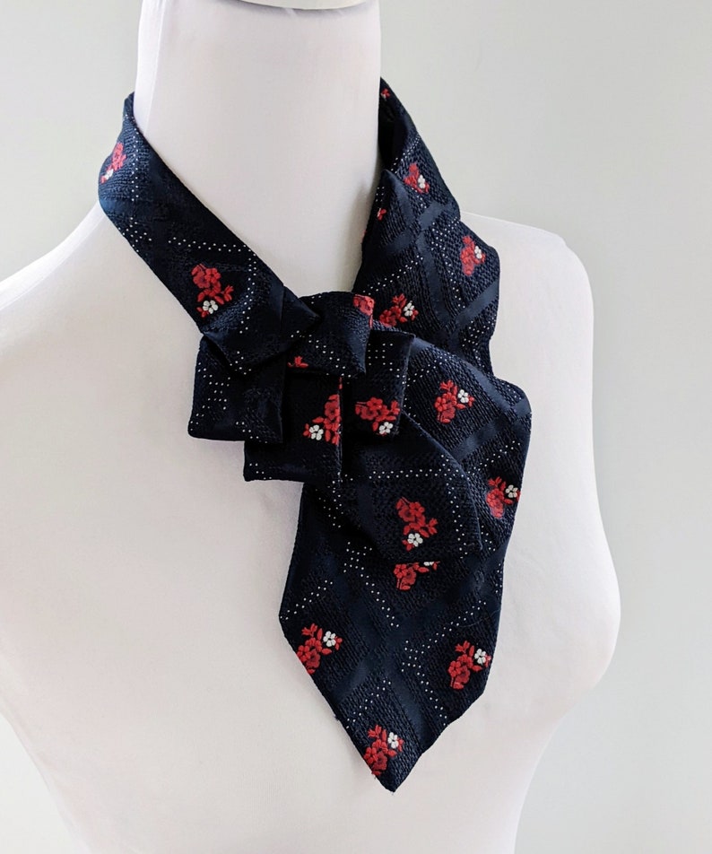 Navy Ascot Vintage Chic Ethical Fashion Vintage Ascot Scarf image 5