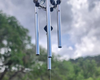 Handgemaakte hemelse zilveren maan en ster kralen mini windgong Suncatcher autobedel zwart en zilver, cadeau voor maanliefhebbers