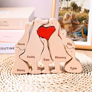 Custom Wooden Duck Family Puzzle, Engraved Family Name Duck Ornament, Duck Figurines, Ideal Wedding House Warming Gift, Home Keepsake Gifts