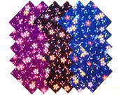 SCATTERED FLOWERS 5 inch Squares Prewashed 100 Cotton Quilting Fabric ( 137E)