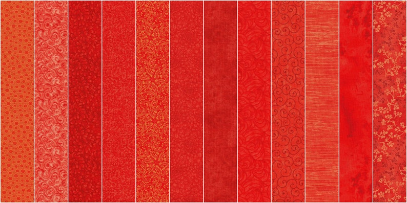 Puede incluir: Una colecci&oacute;n de 12 tiras de tela roja con varios patrones, que incluyen lunares, remolinos y dise&ntilde;os florales. Las tiras de tela tienen todas aproximadamente 6,3 cm de ancho.
