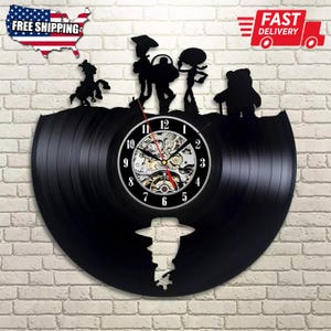 Regalo de Navidad de Toy Story, reloj de vinilo con dibujos animados, decoración de guardería para niños, arte de pared para sala de juegos para niños, decoración de habitación de bebé, regalos para niños