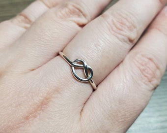 Single Knot Ring