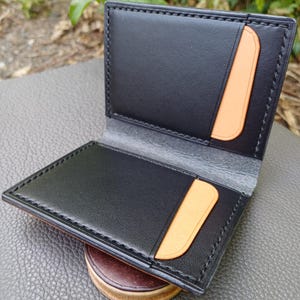 Cartera de bolsillo trasero "Otto" hecha a mano con cuero italiano de primera calidad de curtido vegetal (OT04)