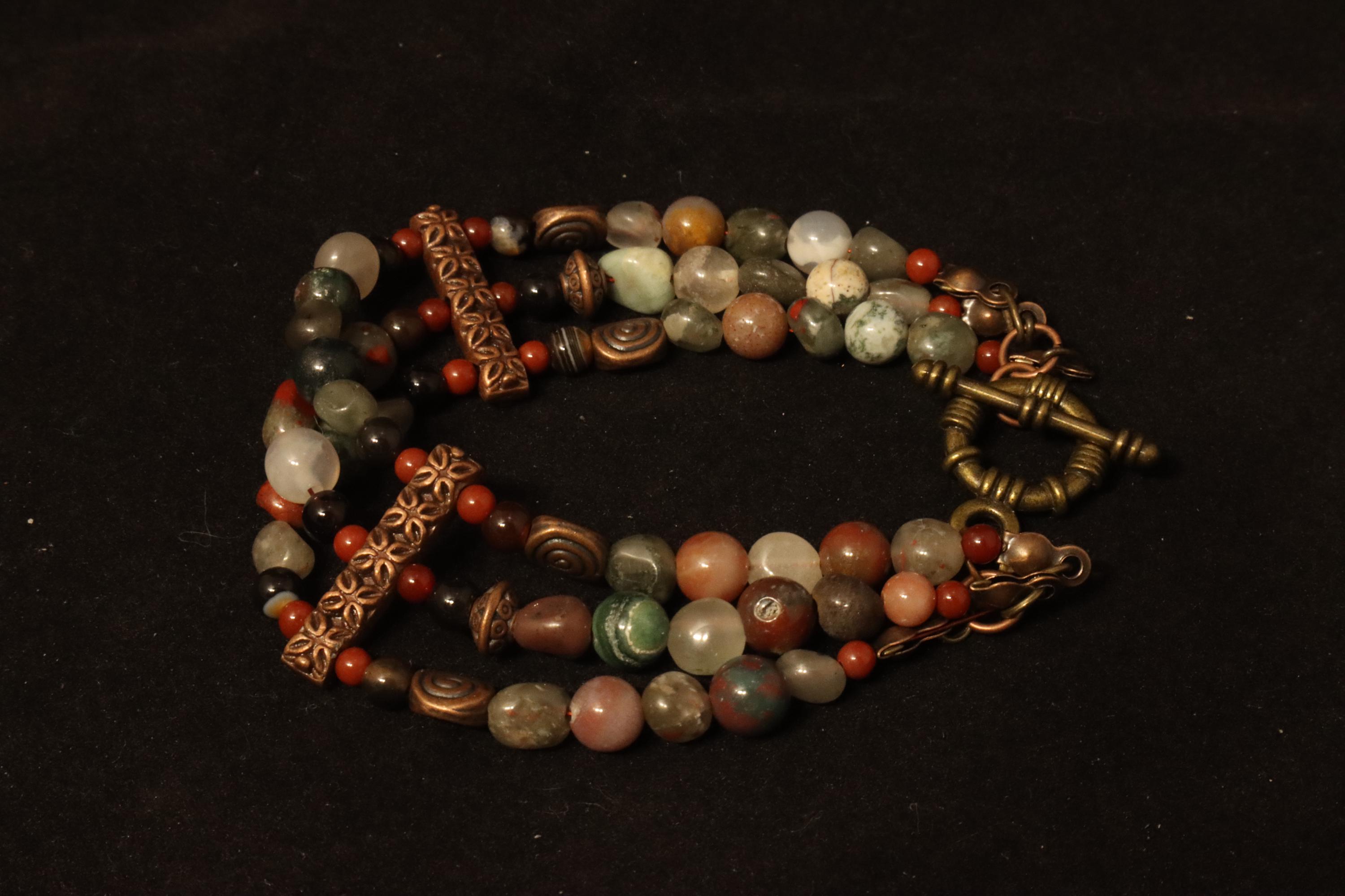 ファンシージャスパー | インディアンブラッドストーン | トグル留め