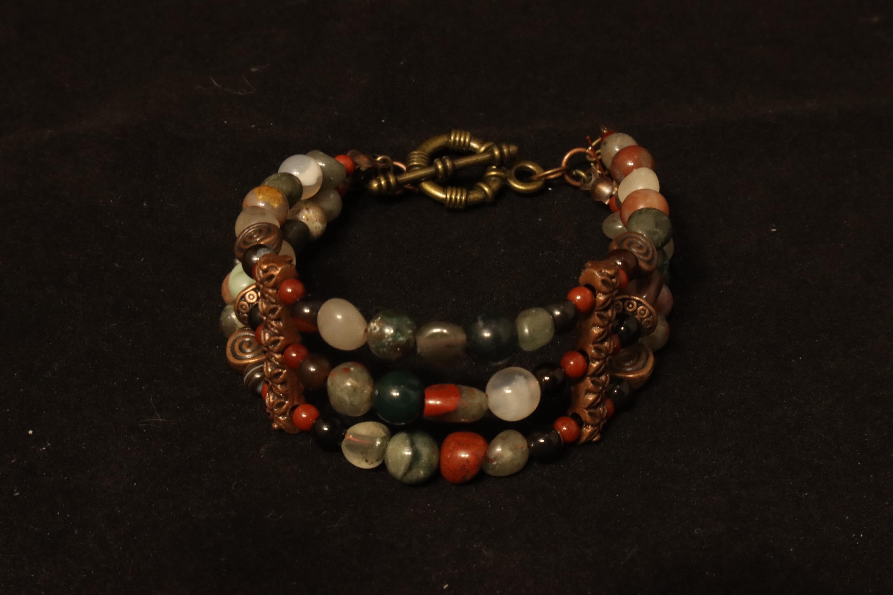 ファンシージャスパー | インディアンブラッドストーン | トグル留め