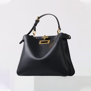 Leder Umhängetasche, Minimalistische Damen Unterarmtasche, Elegante Ledertasche