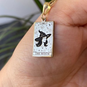 Collar con la carta del tarot de la bruja - Plata de ley 925 / Oro macizo de 14 quilates - Collar con la carta del tarot - Regalo único - Joyería de brujas