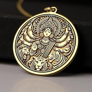 Collar Durga de oro de 14 quilates: diosa hindú de la fuerza y la protección. Opción de plata de 925 quilates. Colgante mitológico. Regalo de joyería esotérica.