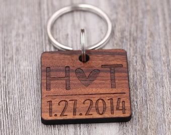 Initials and Heart Keychain, Important Date, Couples Gift, Wedding Gift, Anniversary Gift, Personalized Keychain, Custom Wood Key Chain
